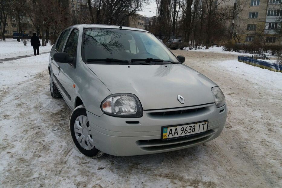 Продам Renault Clio Symbol 2001 года в Киеве