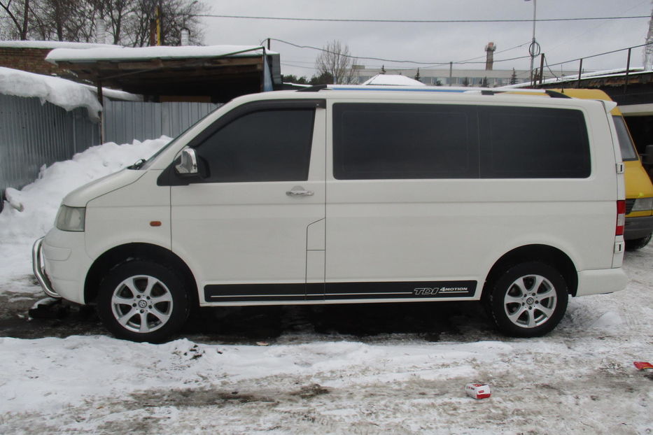 Продам Volkswagen T5 (Transporter) пасс. 4 motion 2007 года в Киеве