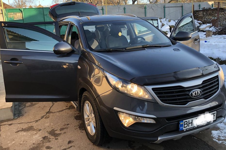 Продам Kia Sportage 2013 года в Одессе