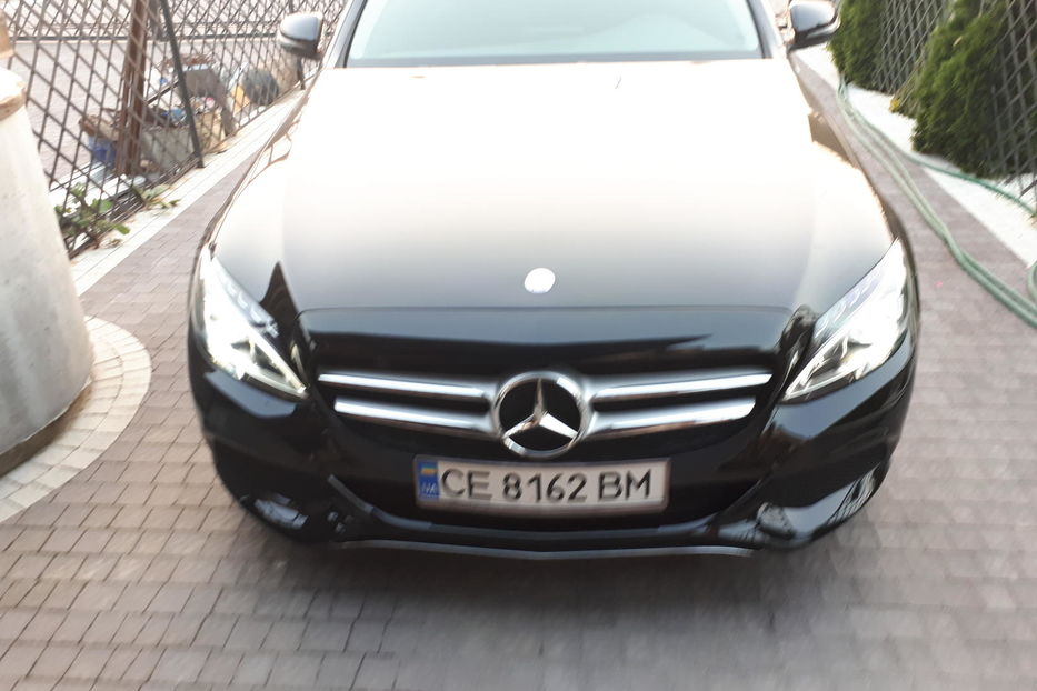 Продам Mercedes-Benz C-Class 300 2017 года в Черновцах
