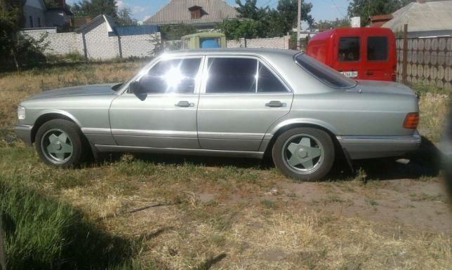 Продам Mercedes-Benz S 300 1986 года в г. Кременчуг, Полтавская область