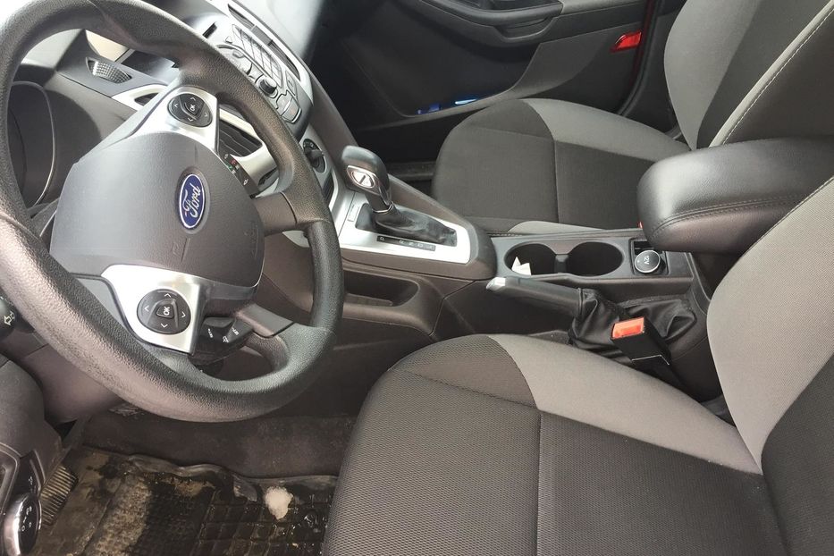 Продам Ford Focus SE   2.0 Auto 2013 года в Киеве