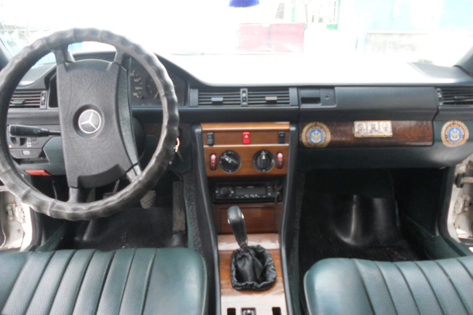Продам Mercedes-Benz 200 1987 года в г. Тростянец, Винницкая область