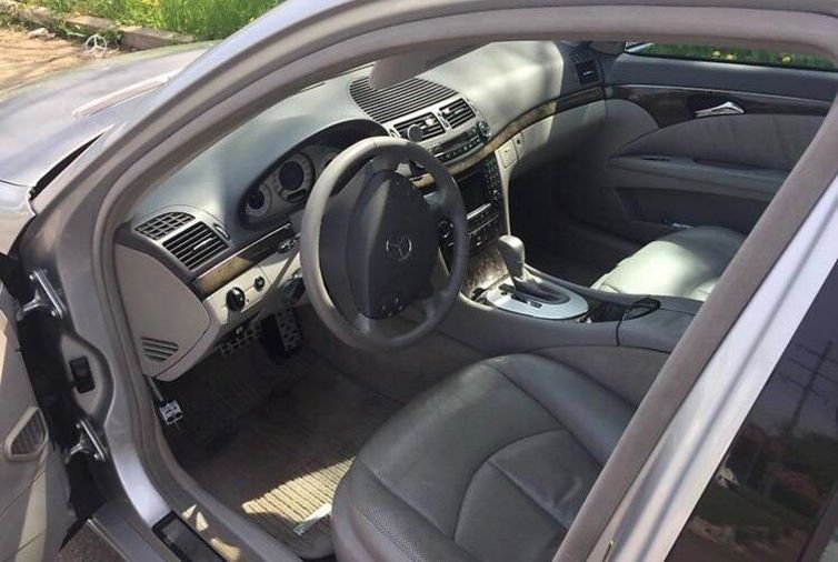 Продам Mercedes-Benz E-Class E 320 CDI Avantgarde  2003 года в Киеве
