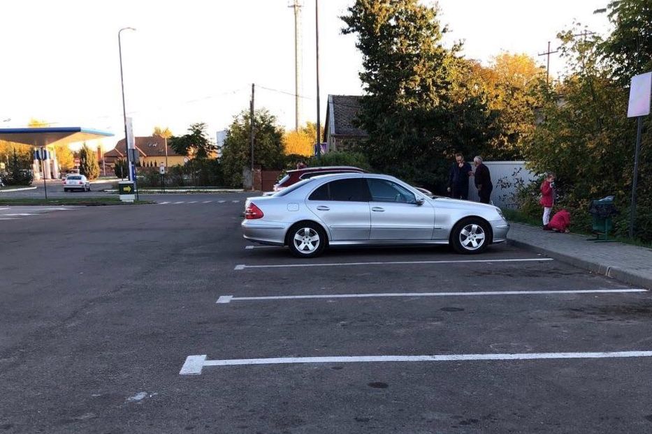 Продам Mercedes-Benz E-Class E 320 CDI Avantgarde  2003 года в Киеве