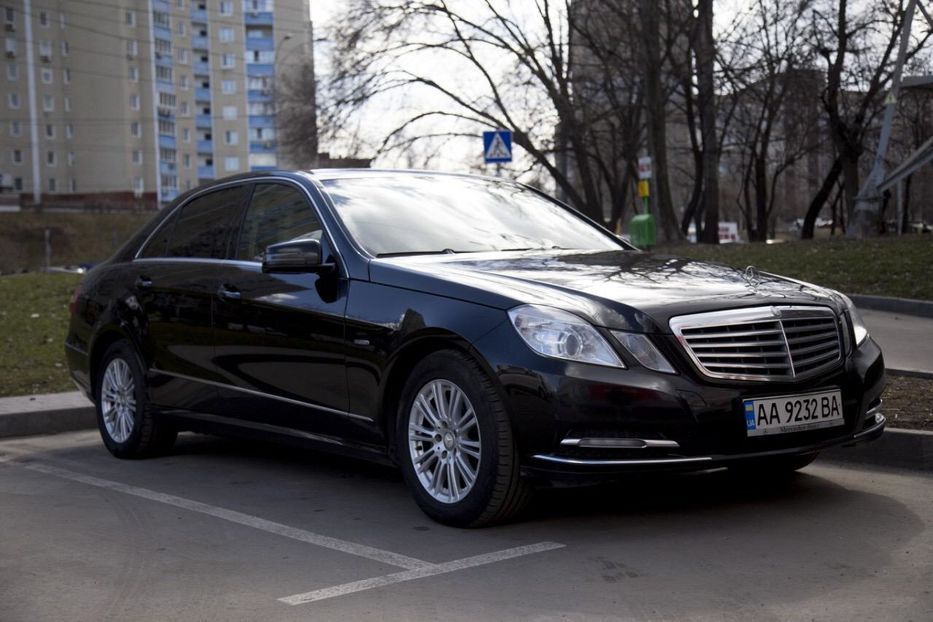 Продам Mercedes-Benz E-Class E220 2011 года в Киеве