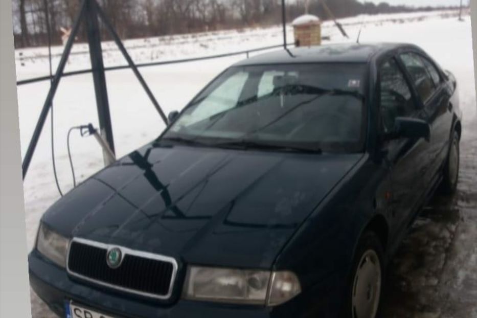 Продам Skoda Octavia 2000 года в Черновцах