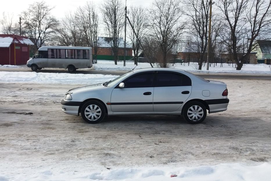 Продам Toyota Avensis 2002 года в г. Миргород, Полтавская область