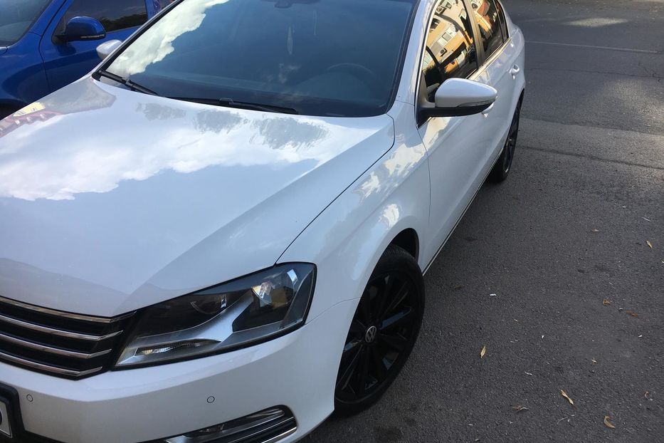 Продам Volkswagen Passat B7 2013 года в Ужгороде