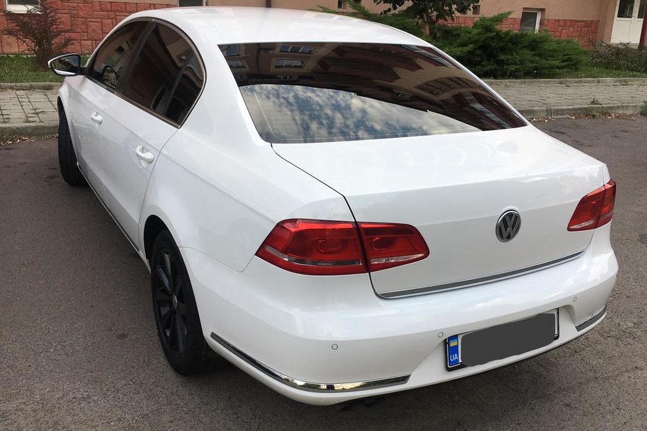 Продам Volkswagen Passat B7 2013 года в Ужгороде