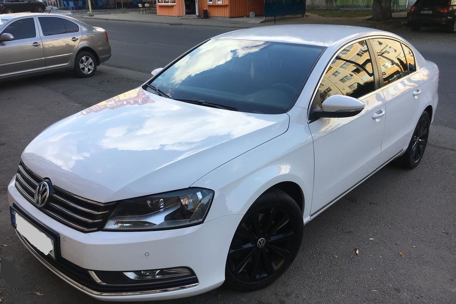 Продам Volkswagen Passat B7 2013 года в Ужгороде