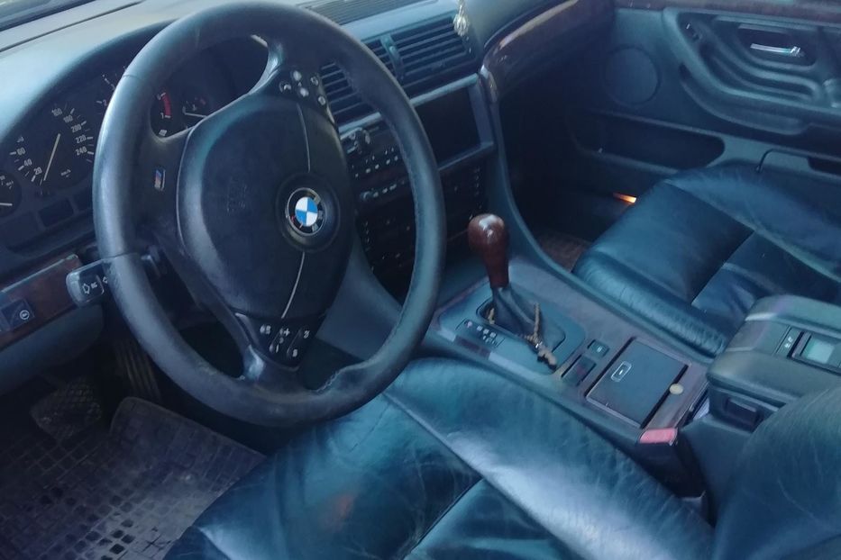 Продам BMW 745 1998 года в Харькове