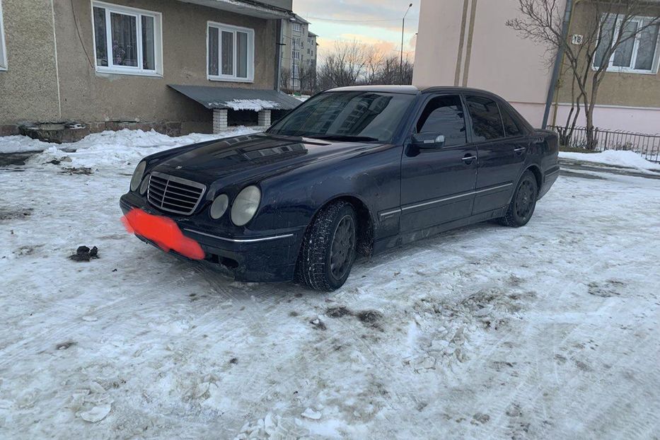 Продам Mercedes-Benz E-Class 2001 года в Ивано-Франковске