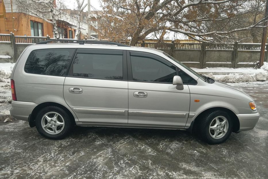 Продам Hyundai Trajet 7 мест 2004 года в Чернигове