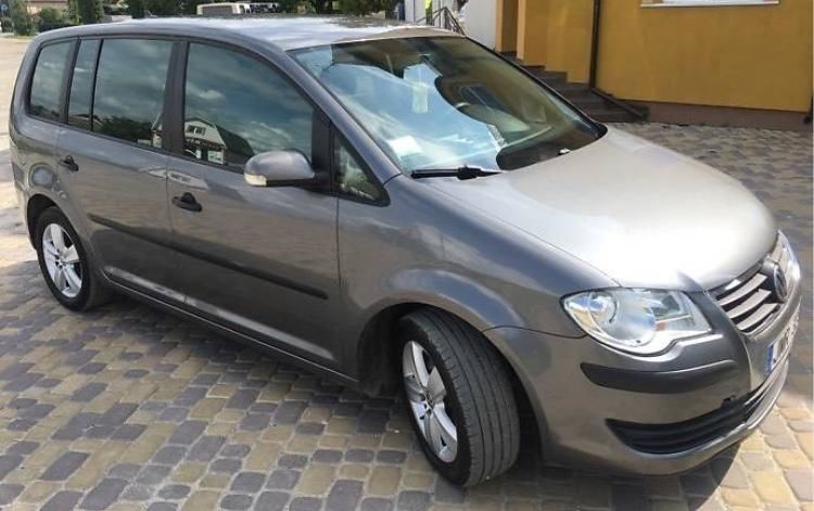 Продам Volkswagen Touran 2007 года в г. Чемеровцы, Хмельницкая область