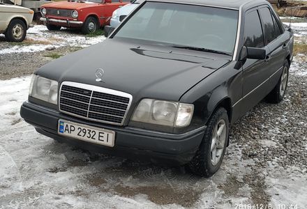 Продам Mercedes-Benz E-Class 1995 года в Запорожье