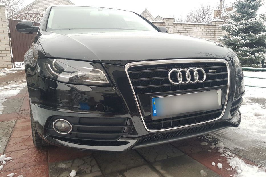 Продам Audi A4 B8 S-Line 2012 года в Днепре