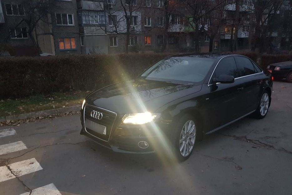 Продам Audi A4 B8 S-Line 2012 года в Днепре