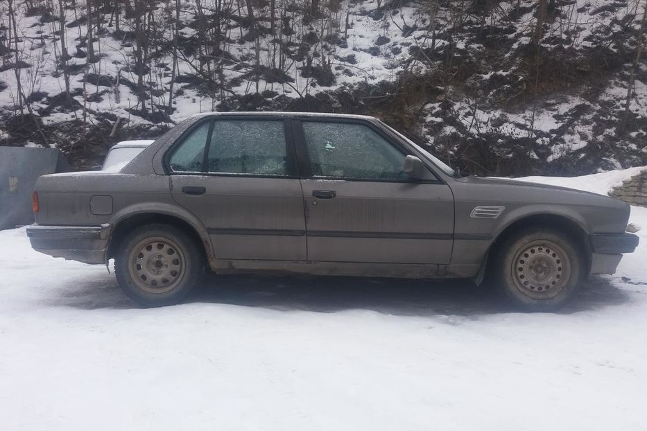 Продам BMW 324 1985 года в г. Залещики, Тернопольская область