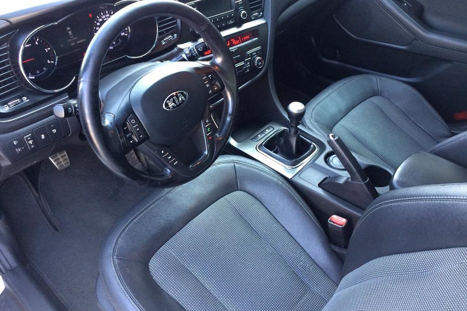 Продам Kia Optima 2013 года в Киеве