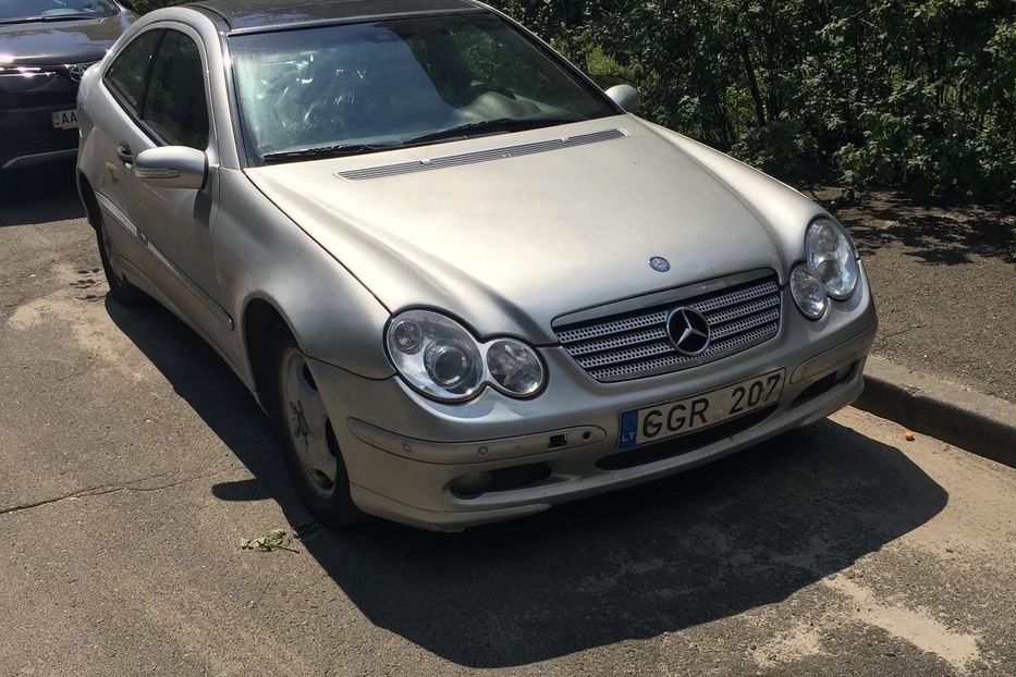 Продам Mercedes-Benz C-Class 2002 года в Киеве