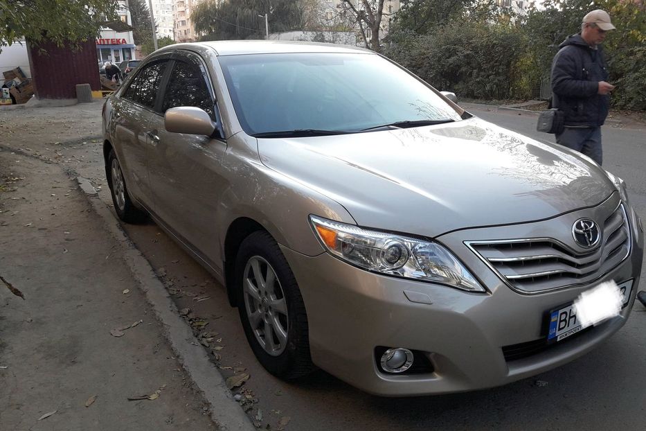 Продам Toyota Camry 2008 года в Одессе