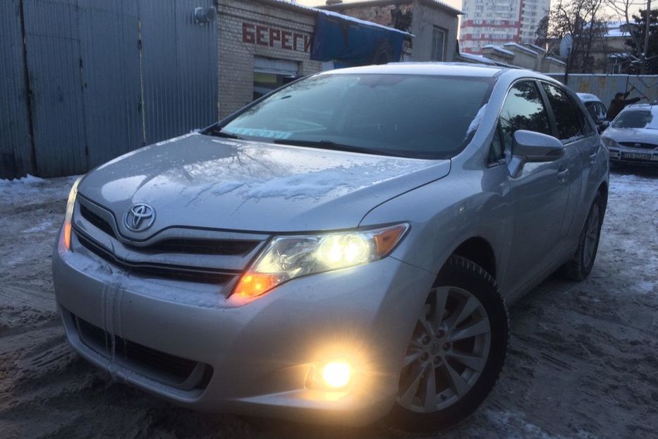 Продам Toyota Venza 2013 года в Киеве