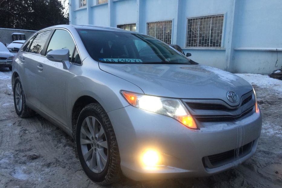 Продам Toyota Venza 2013 года в Киеве