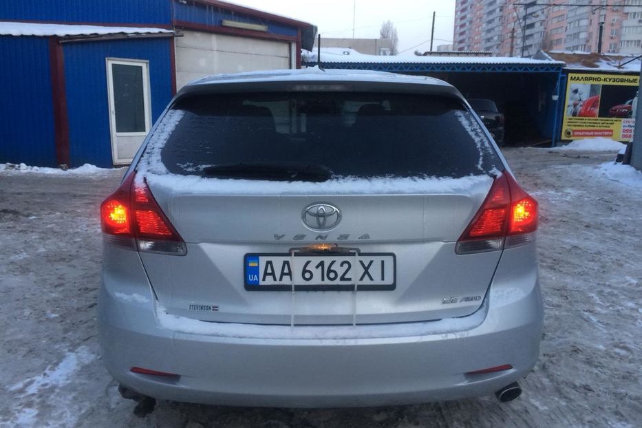 Продам Toyota Venza 2013 года в Киеве