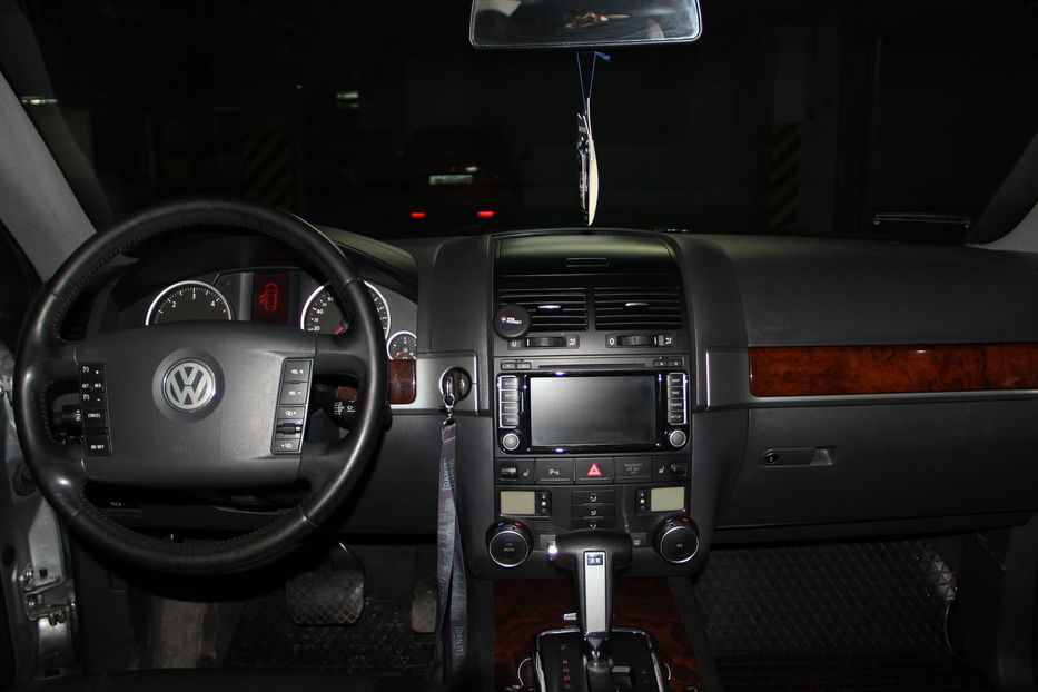 Продам Volkswagen Touareg 2008 года в Киеве