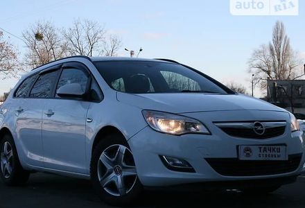 Продам Opel Astra H 2010 года в Луцке