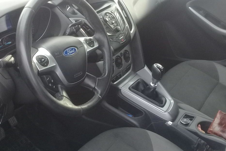 Продам Ford Focus 2013 года в г. Новоград-Волынский, Житомирская область