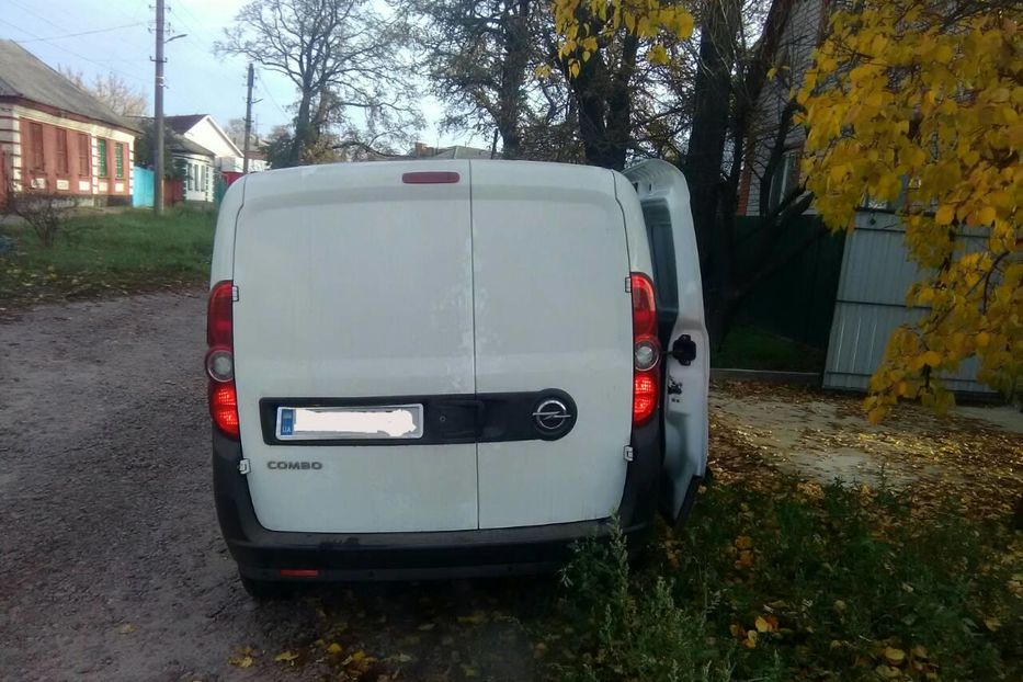 Продам Opel Combo груз.   2013 года в г. Александрия, Кировоградская область