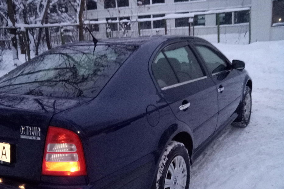 Продам Skoda Octavia Tour 2004 года в Харькове