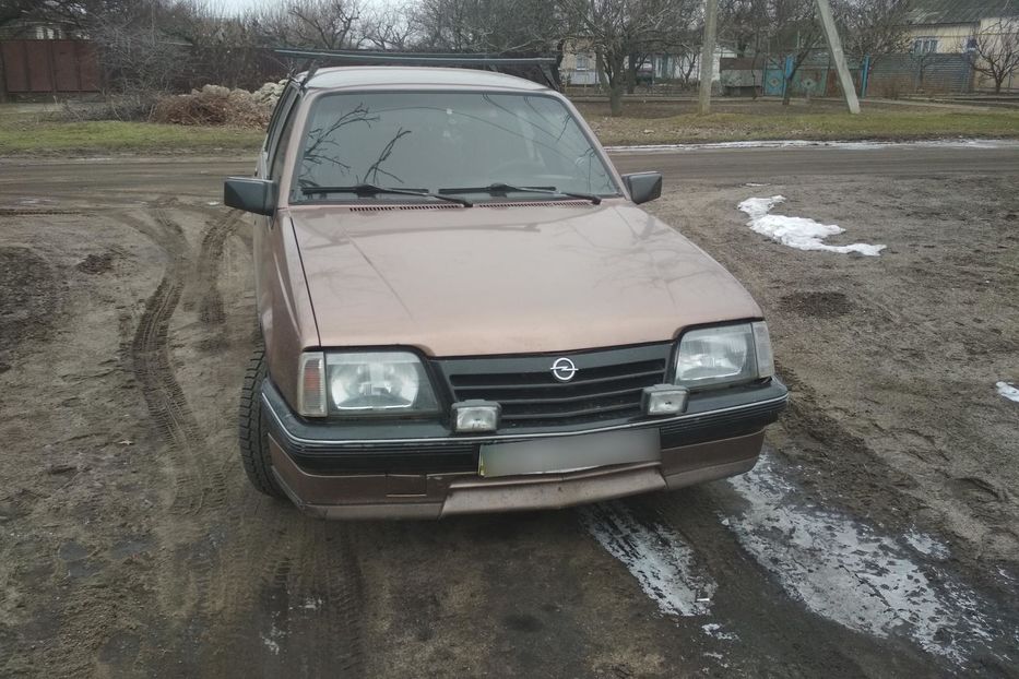 Продам Opel Ascona 1987 года в г. Мелитополь, Запорожская область