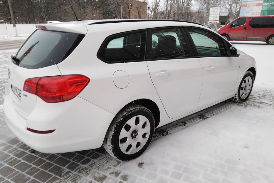 Продам Opel Astra J 2012 года в г. Староконстантинов, Хмельницкая область