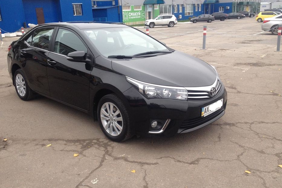 Продам Toyota Corolla Active +  2014 года в Харькове