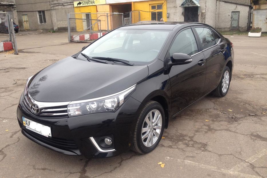 Продам Toyota Corolla Active +  2014 года в Харькове