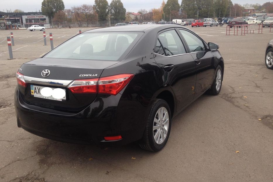 Продам Toyota Corolla Active +  2014 года в Харькове