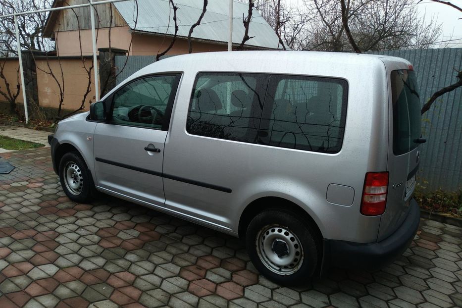 Продам Volkswagen Caddy пасс. минивен 2010 года в г. Мукачево, Закарпатская область