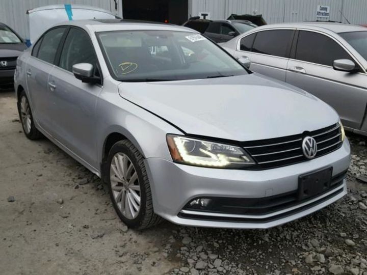 Продам Volkswagen Jetta SEL 2016 года в Харькове