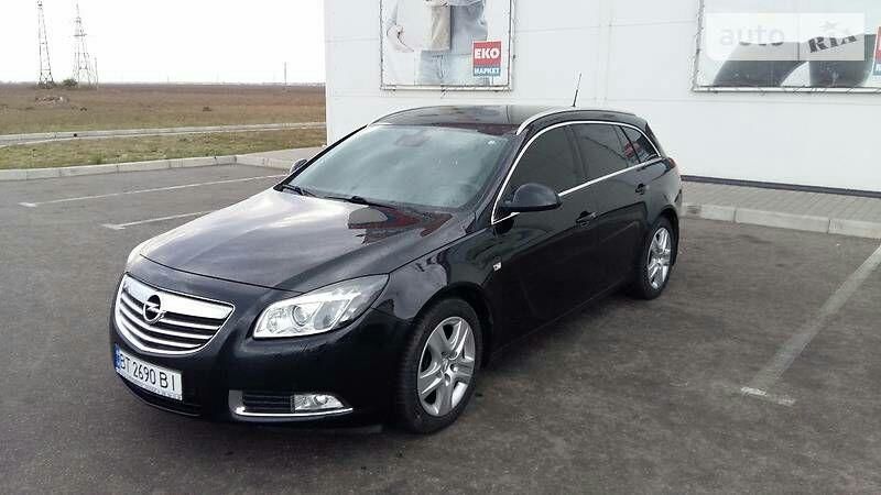 Продам Opel Insignia 2009 года в г. Каховка, Херсонская область