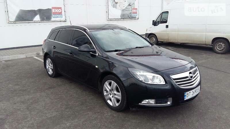 Продам Opel Insignia 2009 года в г. Каховка, Херсонская область