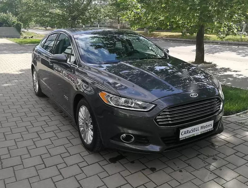 Продам Ford Fusion SE PHEV HYBRID PLUG-IN 2016 года в Киеве