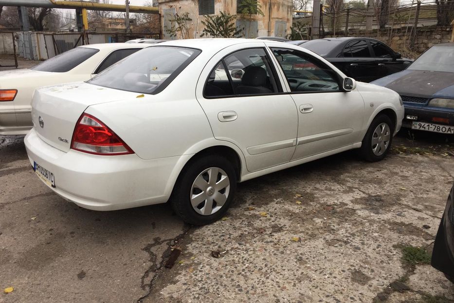 Продам Nissan Almera классик 2011 года в Одессе