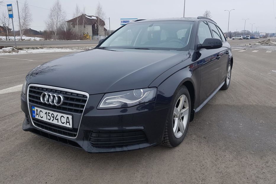 Продам Audi A4 Avant B8 2010 года в Луцке