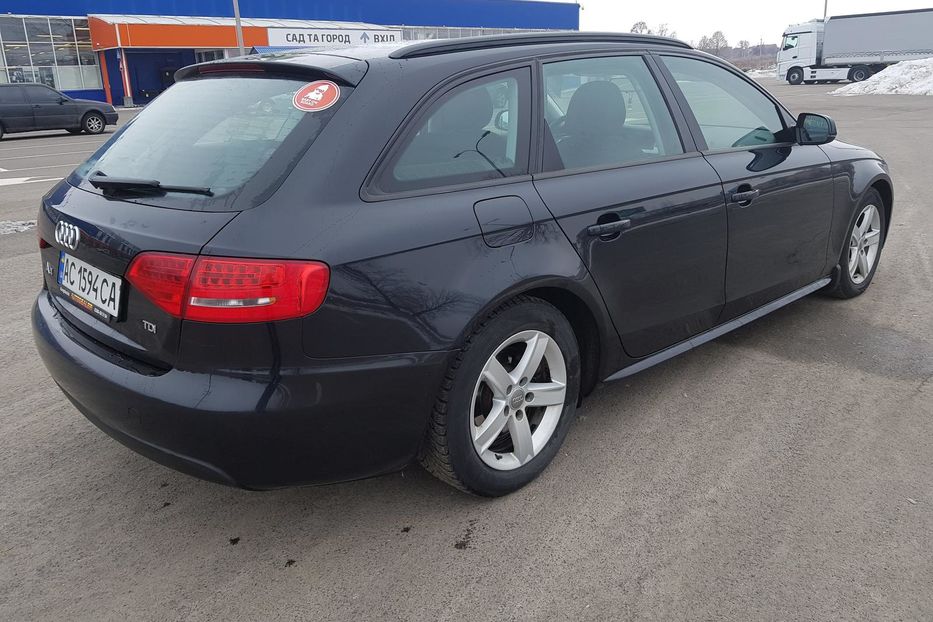 Продам Audi A4 Avant B8 2010 года в Луцке