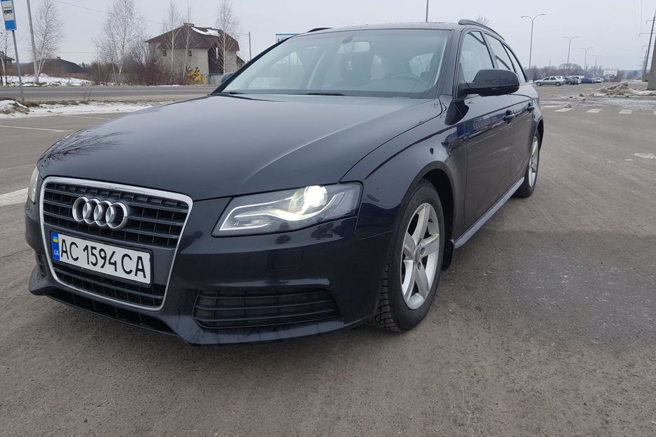 Продам Audi A4 Avant B8 2010 года в Луцке