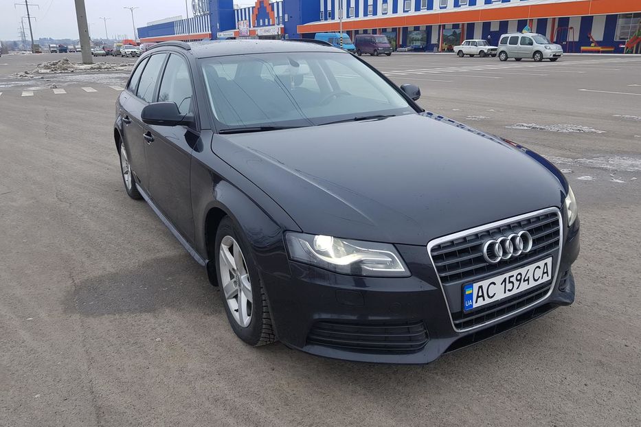 Продам Audi A4 Avant B8 2010 года в Луцке