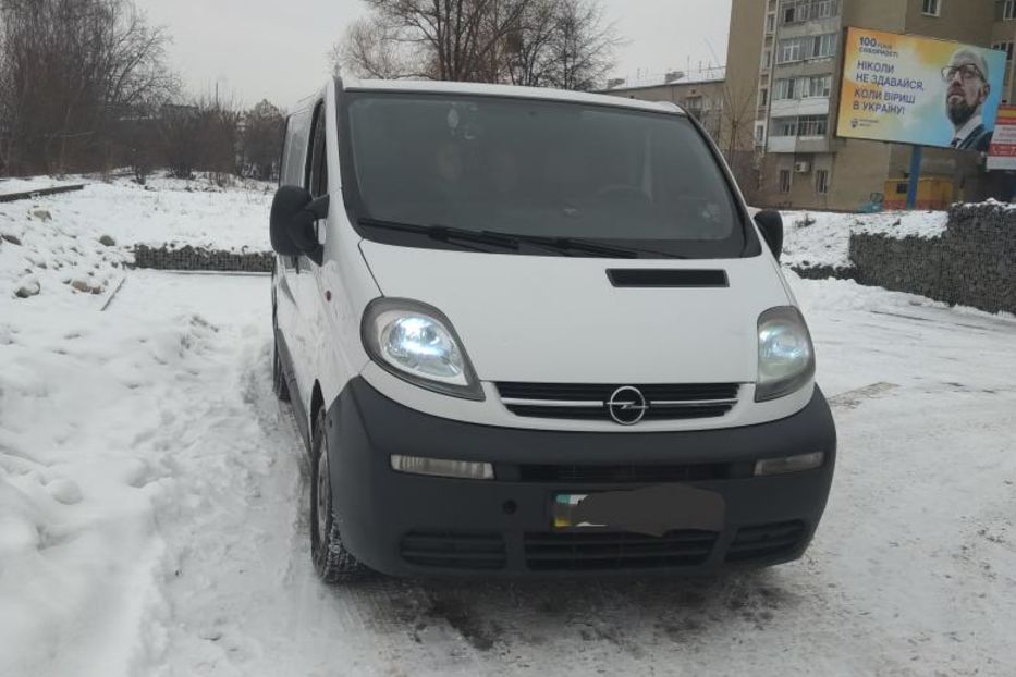 Продам Opel Vivaro груз. Opel Vivaro 1.9 100  2005 года в Ивано-Франковске